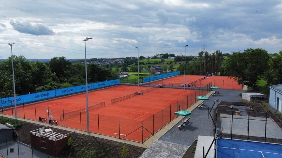 terrains en red court